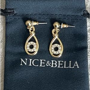 NICE & BELLA GOLD PLATED POST EARRINGS WITH CRYSTAL TONE STONE